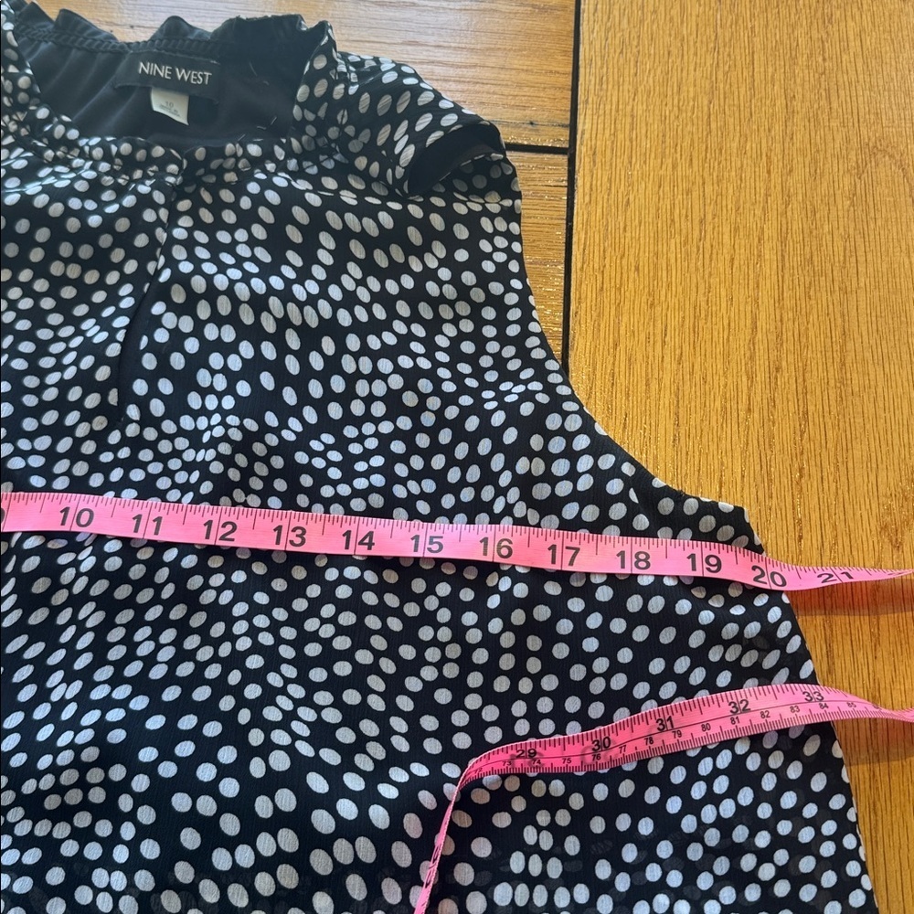 Nine West Black and White Sleeveless Midi Dress Polka Dot Tiered size 10 - Picture 4 of 6